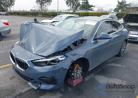 2022 BMW 228 Gran Coupe I xDrive z USA, uszkodzony, nr VIN WBA73AK07N7K47911